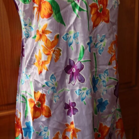 Jaclyn Smith Lavender Floral Satin Nightgown NOS Medium - Picture 4 of 15